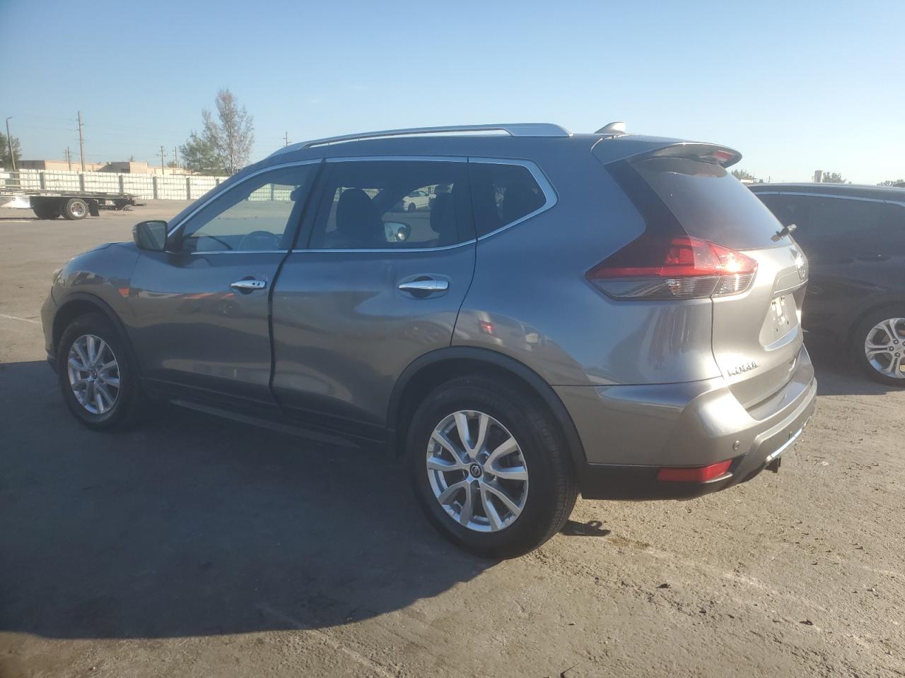 2020 Nissan Rogue VIN JN8AT2MTXLW003098 Copart auction photo, side damage thumbnail 2