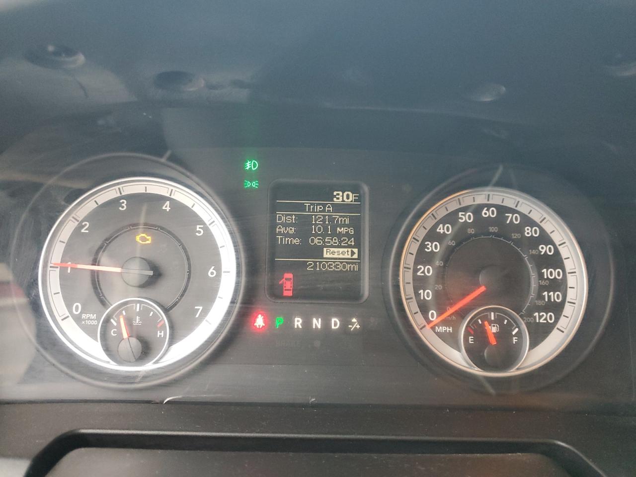 2013 RAM 1500 VIN 1C6RR7FT9DS624887 Copart auction photo, rear end / side damage thumbnail 9
