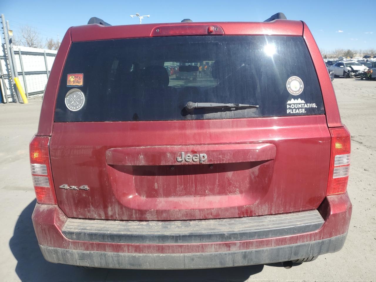 2016 Jeep Liberty (Patriot) VIN 1C4NJRBBXGD556762 Copart auction photo, mechanical / rear end damage thumbnail 6
