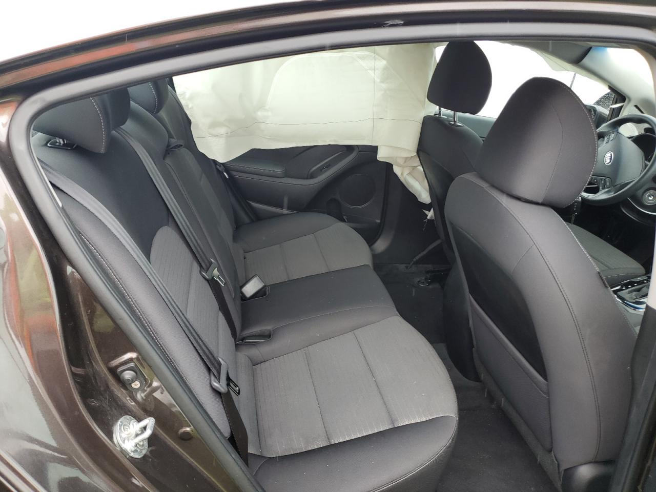 2018 KIA Forte VIN 3KPFL4A7XJE176292 Copart auction photo, side / water/flood damage thumbnail 10