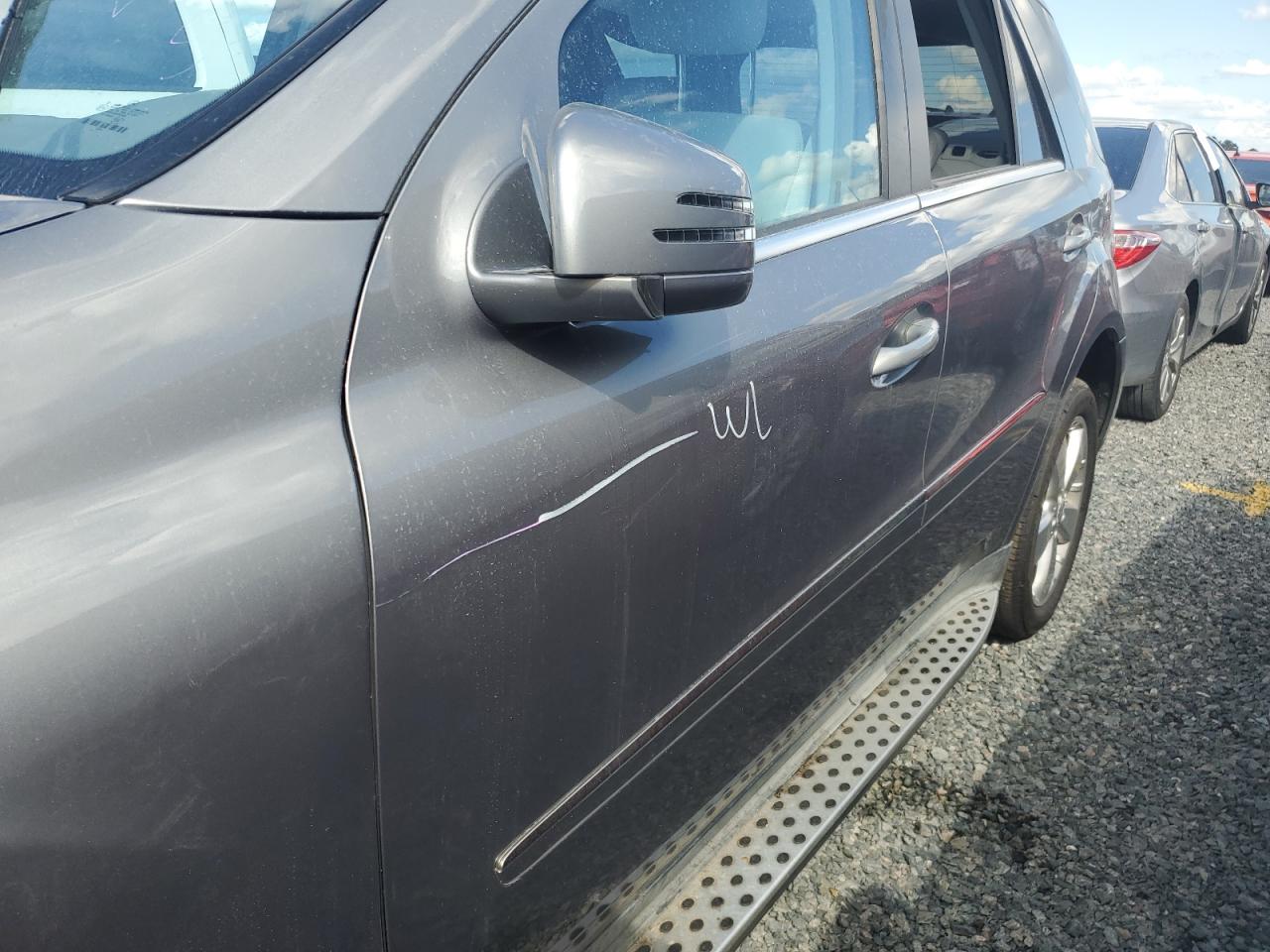 2011 Mercedes-Benz M-klasse VIN 4JGBB5GB2BA740052 Copart auction photo, water/flood damage thumbnail 13