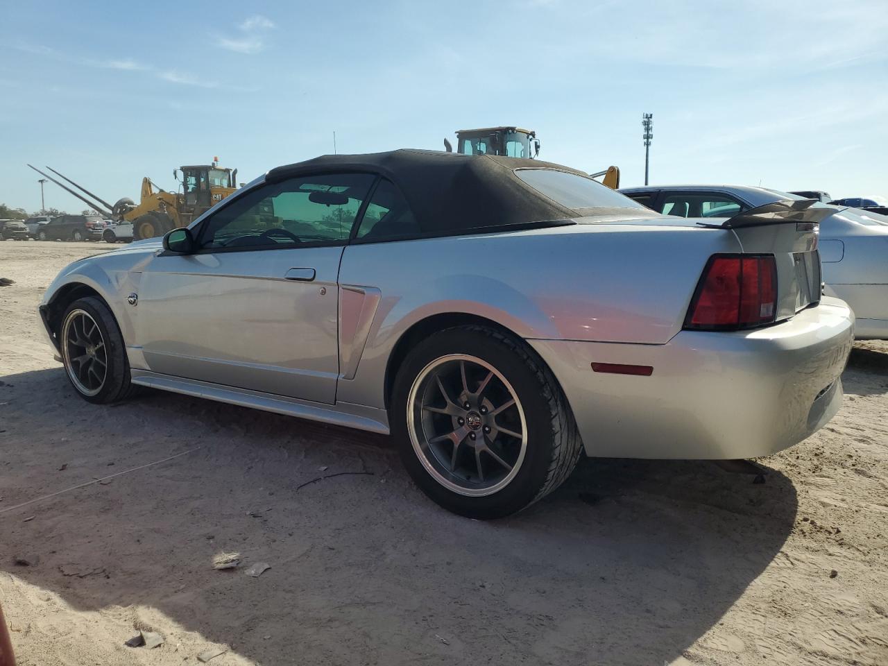 2004 Ford Mustang VIN 1FAFP44664F192075 Copart auction photo, front end damage thumbnail 2