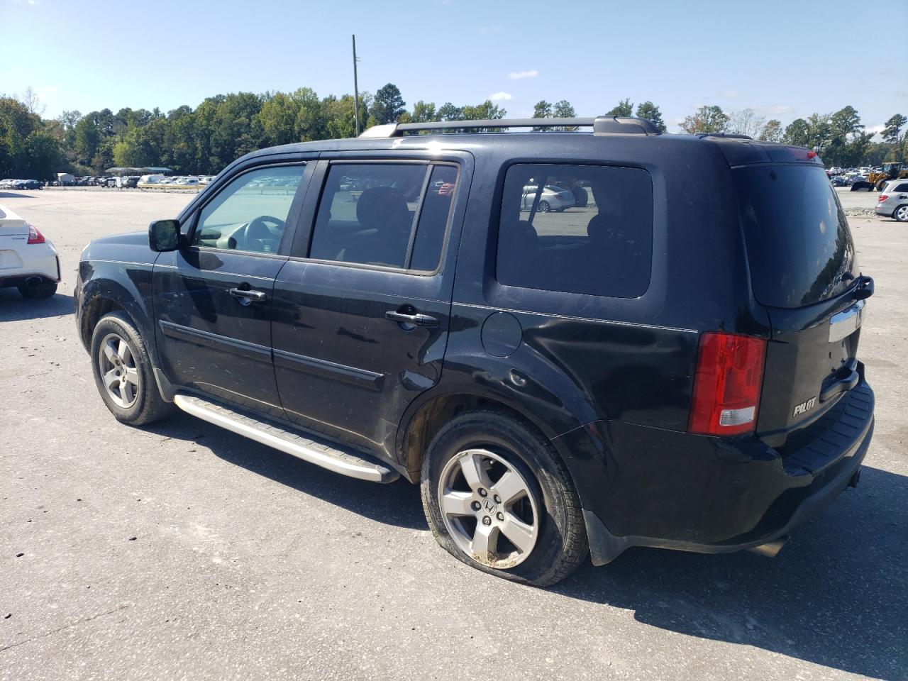 2010 Honda Pilot VIN 5FNYF3H51AB010431 Copart auction photo, side / rear end damage thumbnail 2