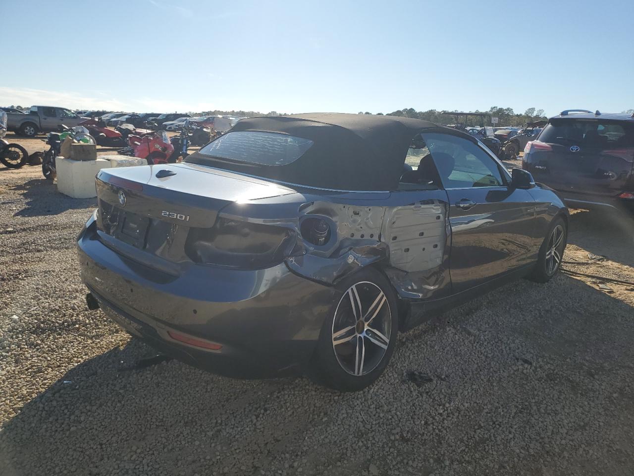 2017 BMW 2er VIN WBA2K9C31HV950585 Copart auction photo, side damage thumbnail 3