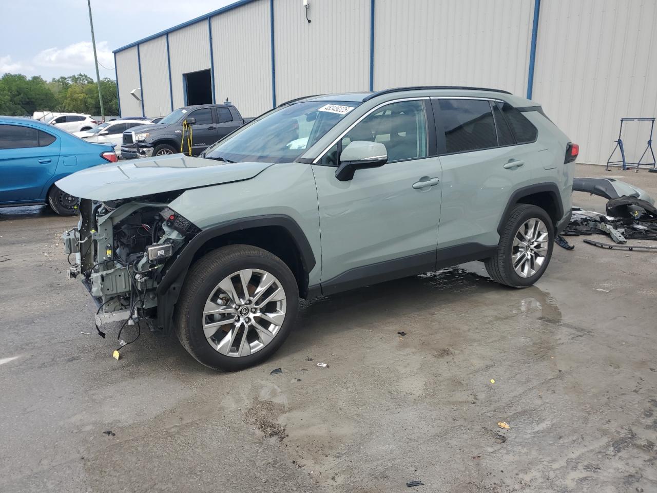 2021 Toyota RAV 4 VIN 2T3C1RFV8MW154085