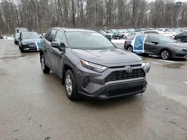 2022 Toyota RAV 4 VIN 2T3P1RFV4NC300308 Copart auction photo, front end / side damage thumbnail 14