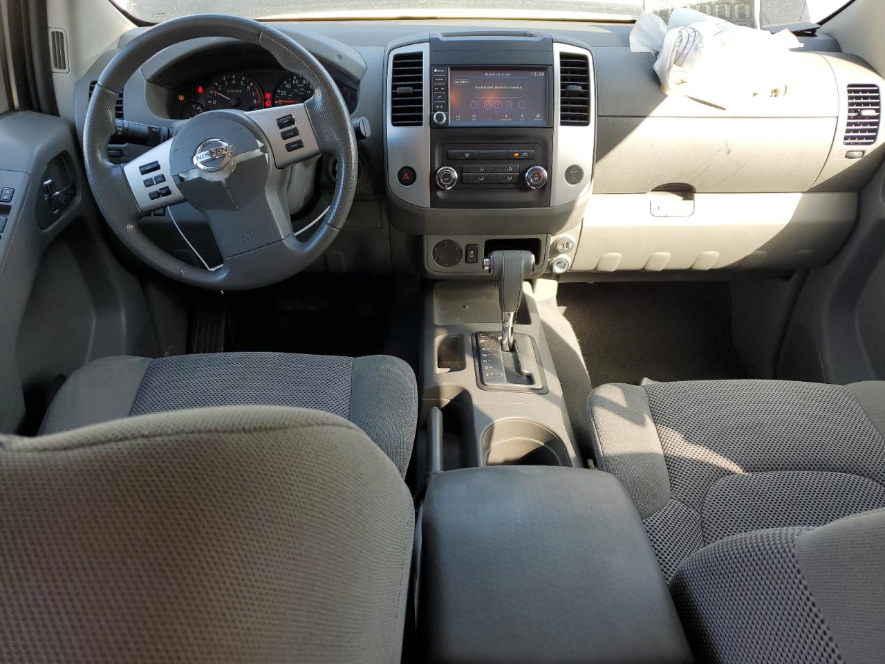 2019 Nissan Navara (Frontier) VIN 1N6AD0ER9KN710310 Copart auction photo, front end / minor dent/scratches damage thumbnail 8