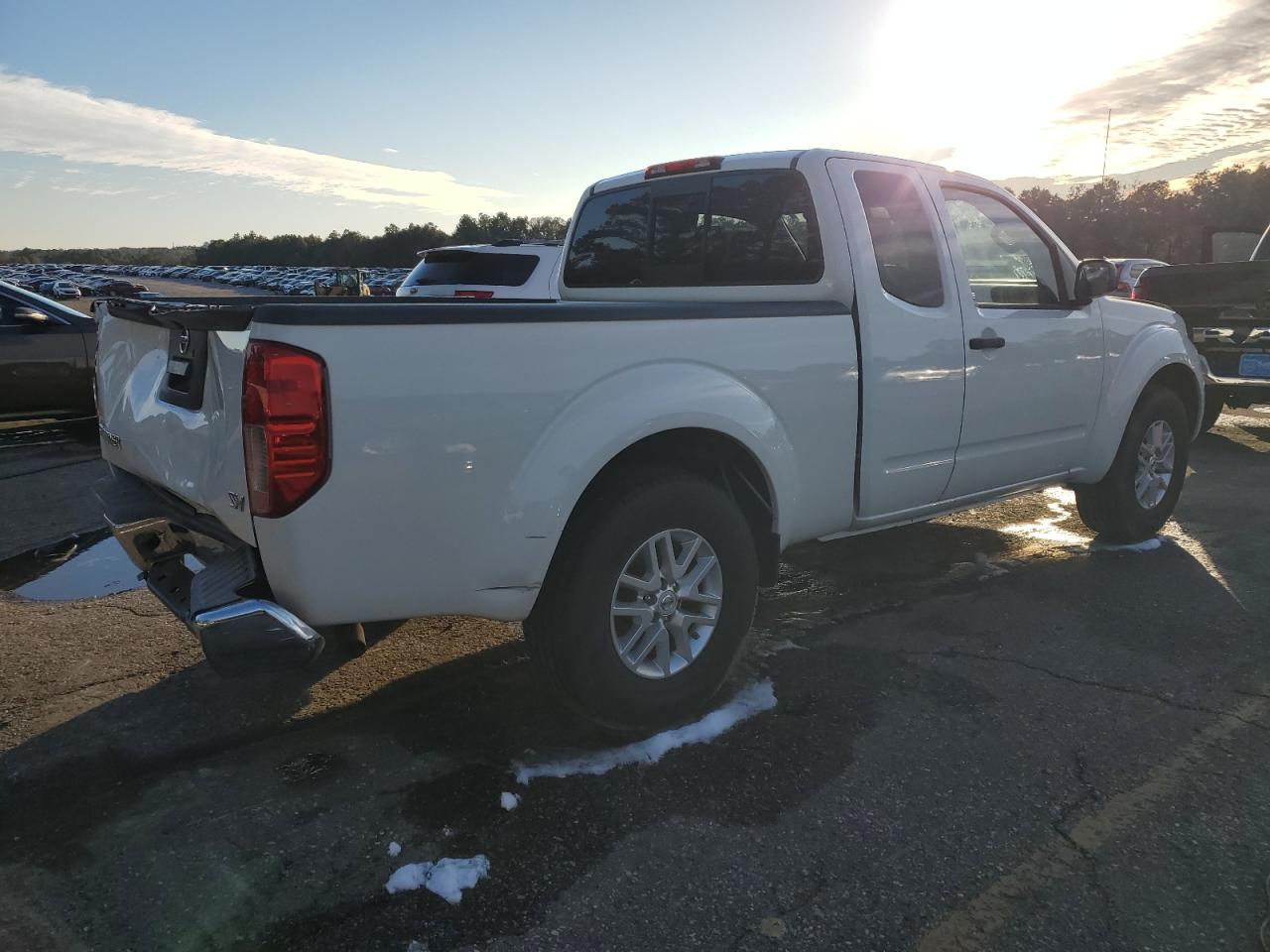 2019 Nissan Navara (Frontier) VIN 1N6AD0CUXKN796265 Copart auction photo, rear end damage thumbnail 3