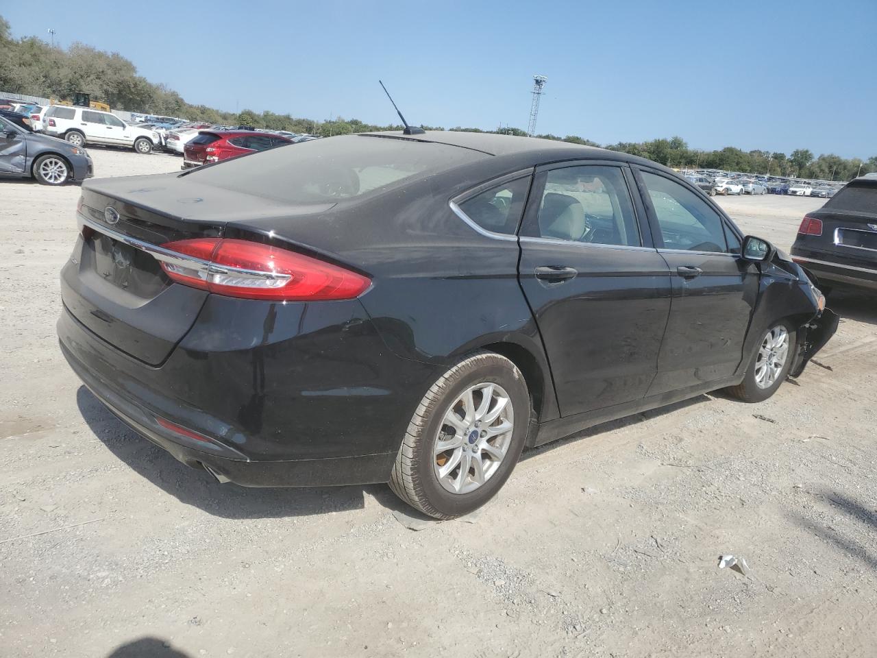 2017 Ford Fusion VIN 3FA6P0G71HR334998 Copart auction photo, front end / minor dent/scratches damage thumbnail 3
