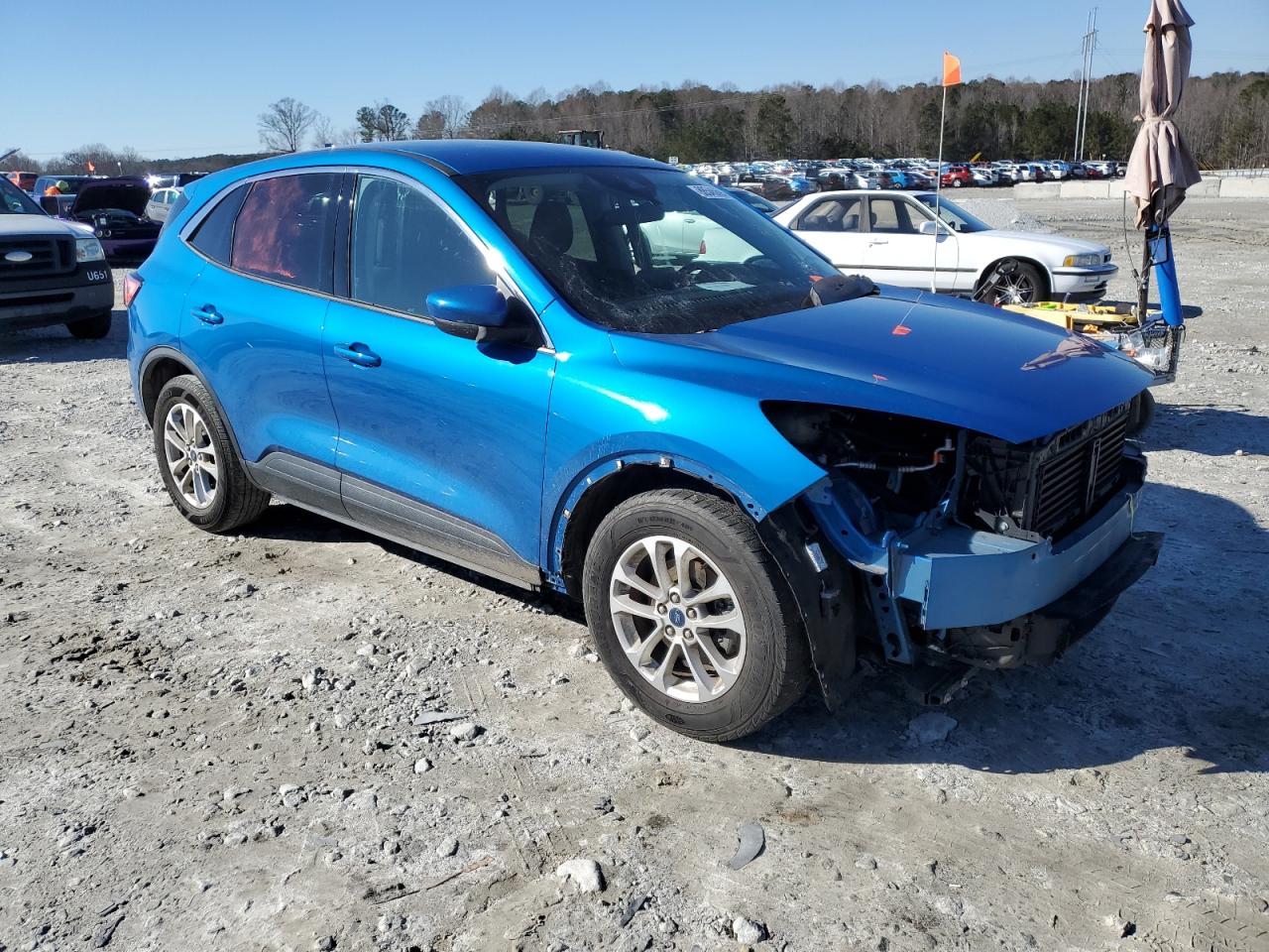 2020 Ford Escape VIN 1FMCU0G64LUA91679 Copart auction photo, front end / side damage thumbnail 4
