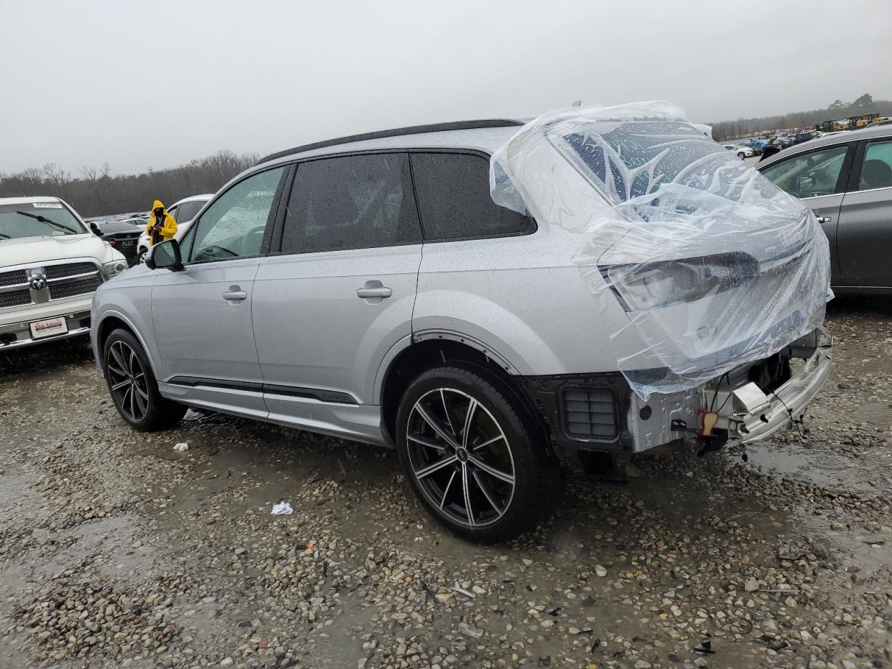 2022 Audi Q7 VIN WA1LXBF72ND005378 Copart auction photo, rear end damage thumbnail 2