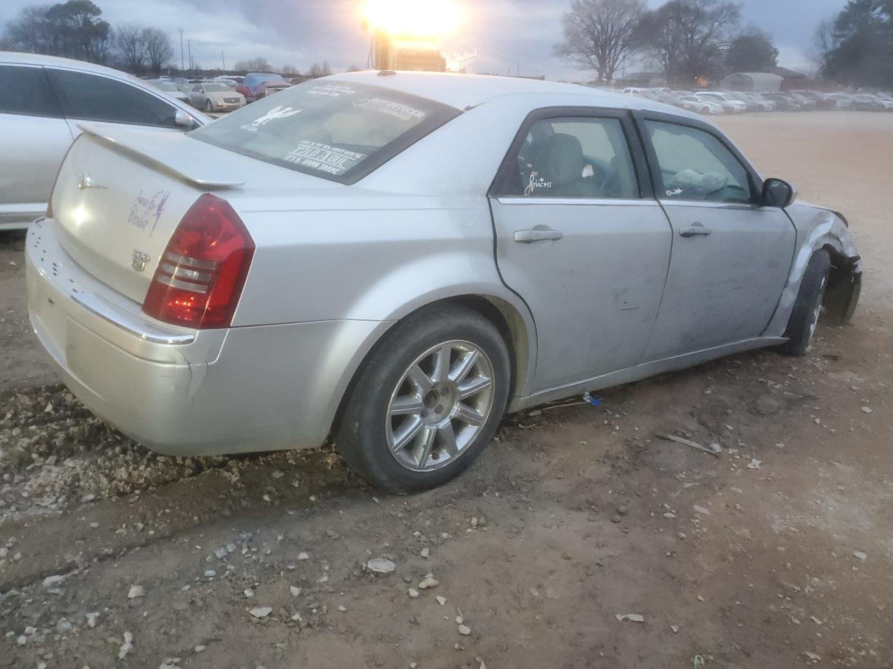 2007 Chrysler 300 VIN 2C3KA63H47H739831 Copart auction photo, all over damage thumbnail 3