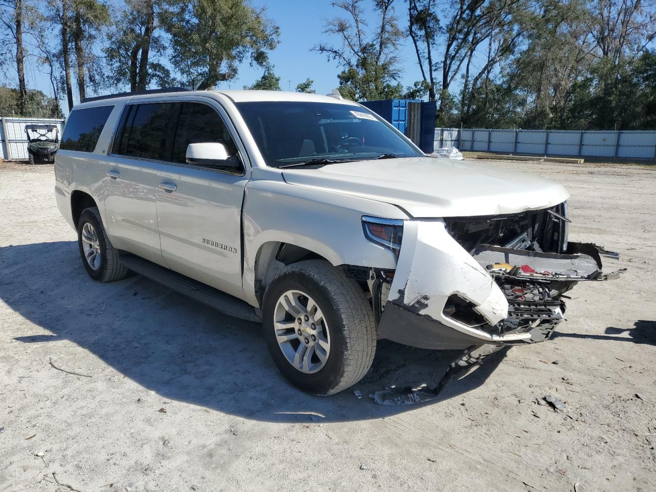 2015 Chevrolet Suburban VIN 1GNSCJKC0FR610456 Copart auction photo, front end damage thumbnail 4
