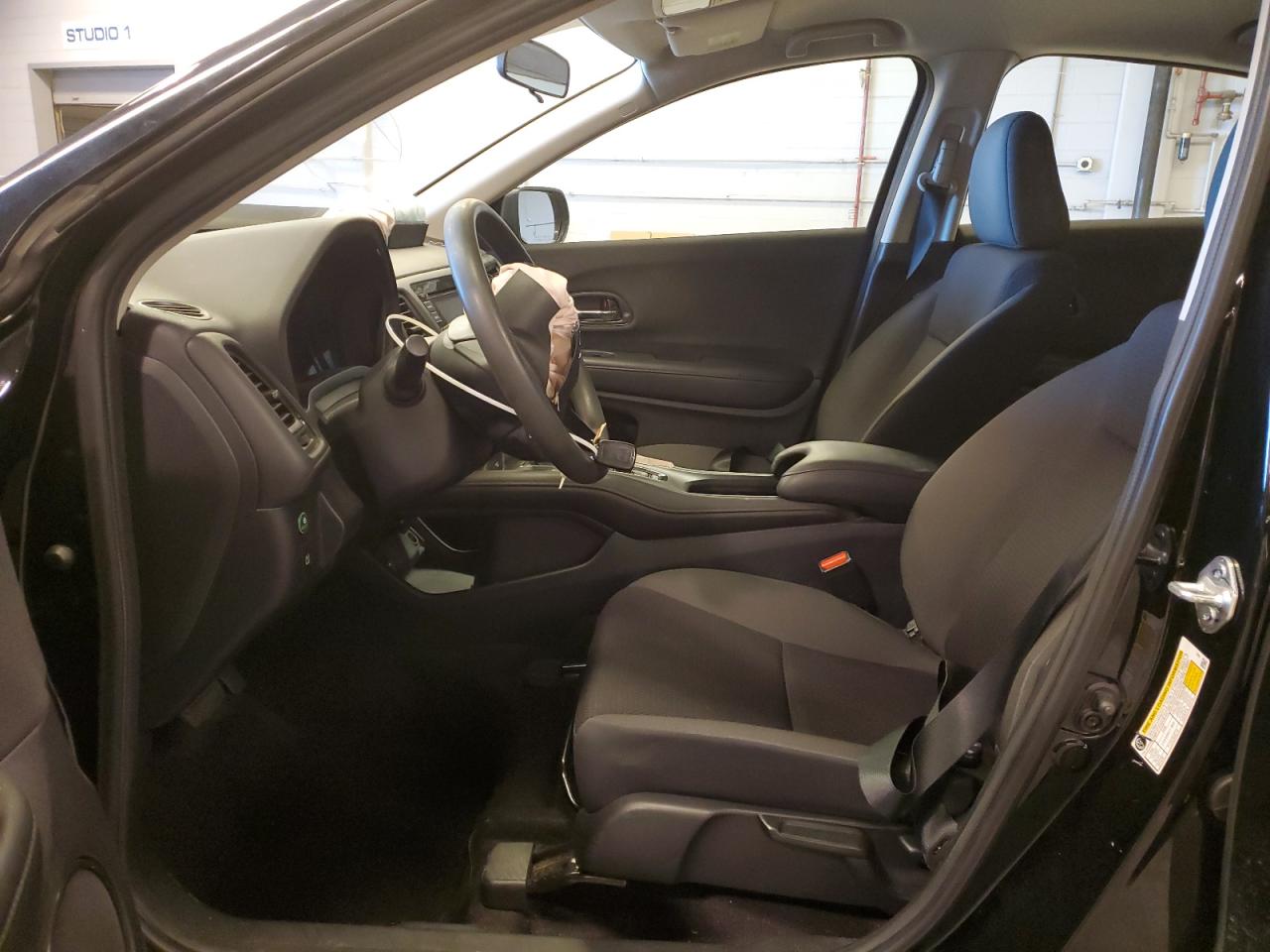 2021 Honda HR-V VIN 3CZRU6H39MM714218 Copart auction photo, front end damage thumbnail 7