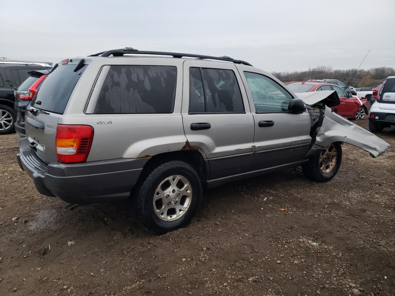2001 Jeep Grand Cherokee VIN 1J4GW48S21C635435 Copart auction photo, front end / side damage thumbnail 3