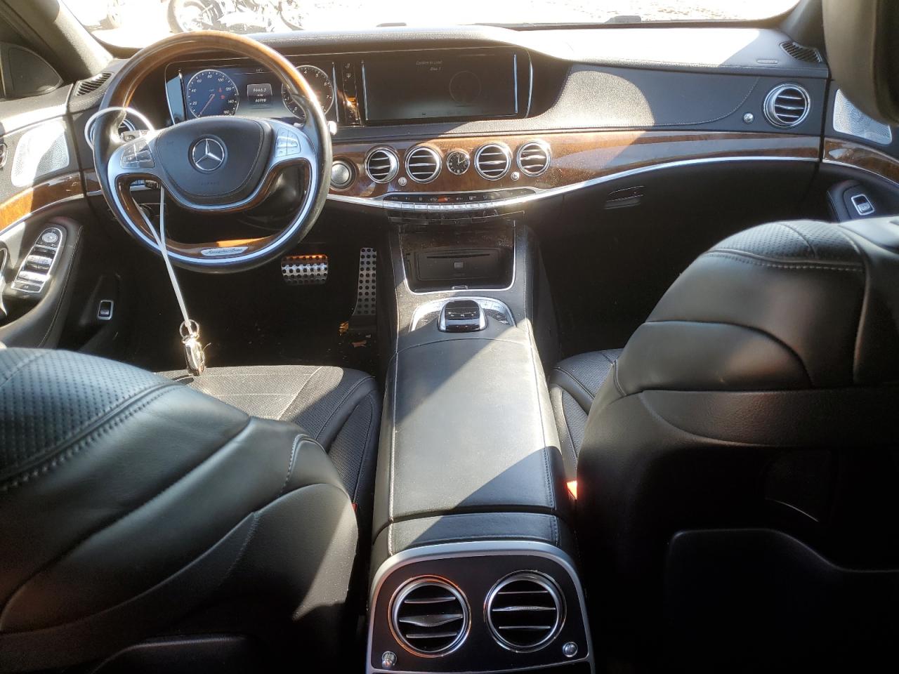 2015 Mercedes-Benz S-klasse VIN WDDUG8FB3FA149368 Copart auction photo, mechanical / rear end damage thumbnail 8