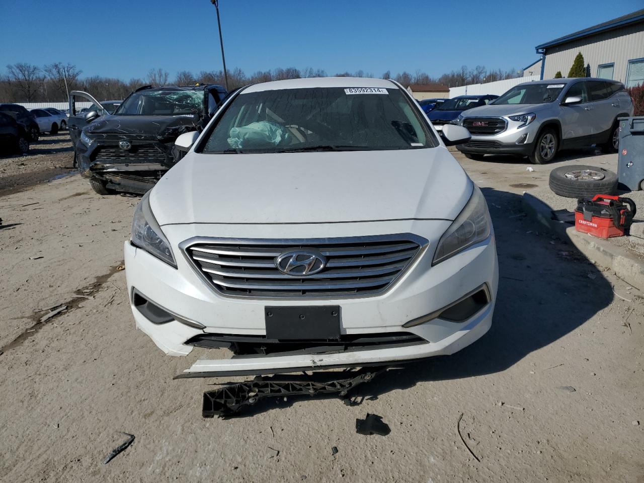 2017 Hyundai Sonata VIN 5NPE24AF8HH570465 Copart auction photo, vandalism / front end damage thumbnail 5