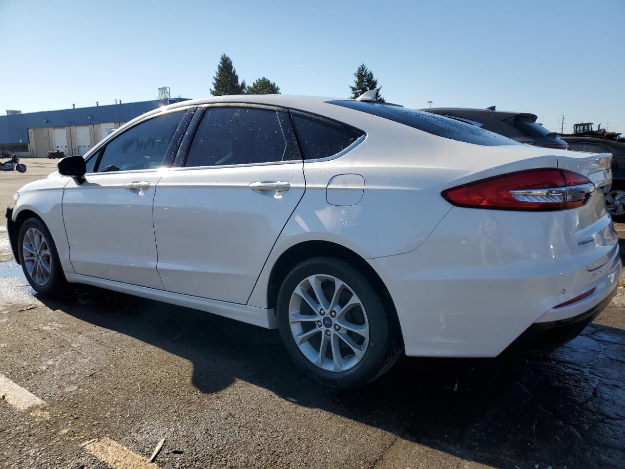 2020 Ford Fusion VIN 3FA6P0HD3LR252591 Copart auction photo, front end damage thumbnail 2
