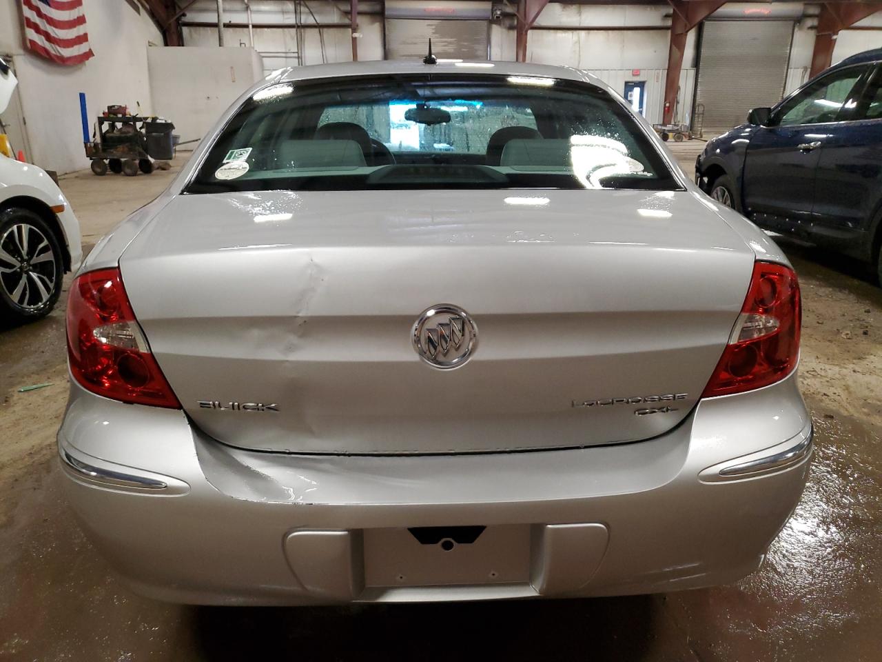 2007 Buick LaCrosse VIN 2G4WD582671225549 Copart auction photo, front end / side damage thumbnail 6