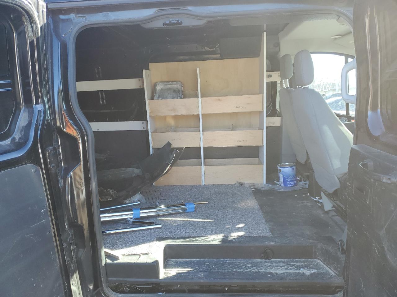 2015 Ford Transit VIN 1FTNE1ZM2FKA32285 Copart auction photo, front end / top/roof damage thumbnail 11