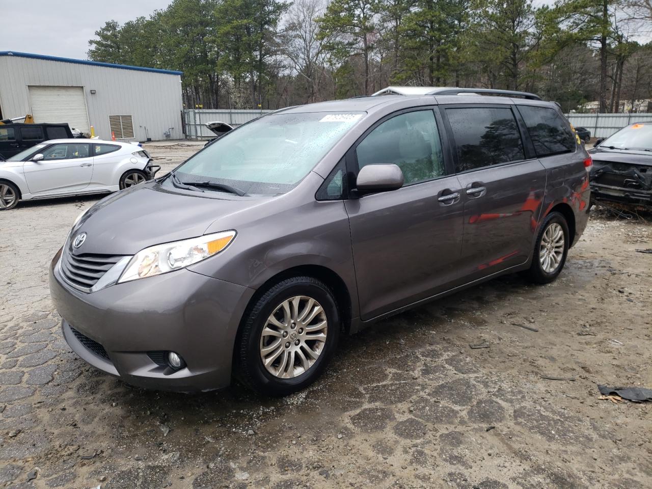 2011 Toyota Sienna VIN 5TDYK3DC0BS014872