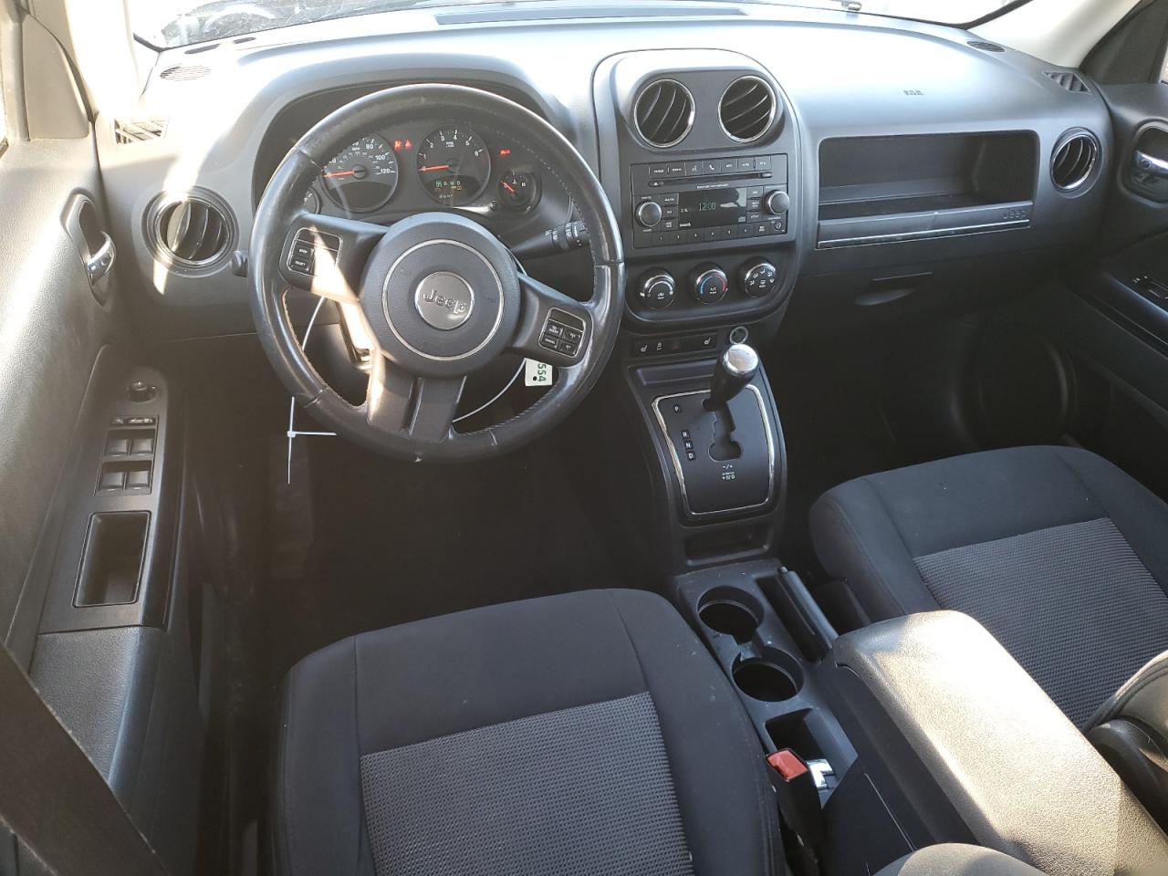 2012 Jeep Liberty (Patriot) VIN 1C4NJRFB4CD506959 Copart auction photo, rear end / minor dent/scratches damage thumbnail 8
