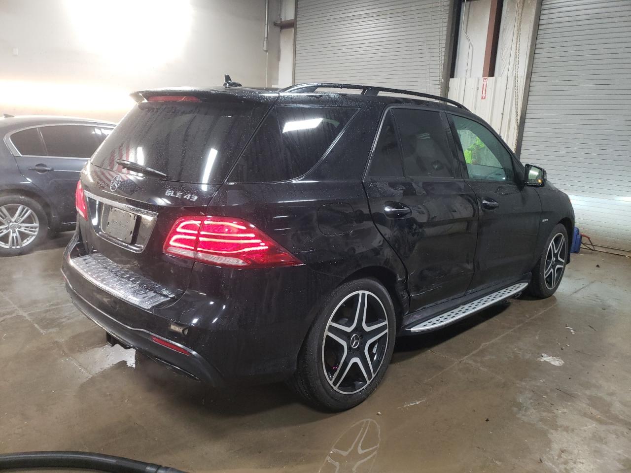 2017 Mercedes-Benz GLE VIN 4JGDA6EB6HA933737 Copart auction photo, side / rear end damage thumbnail 3