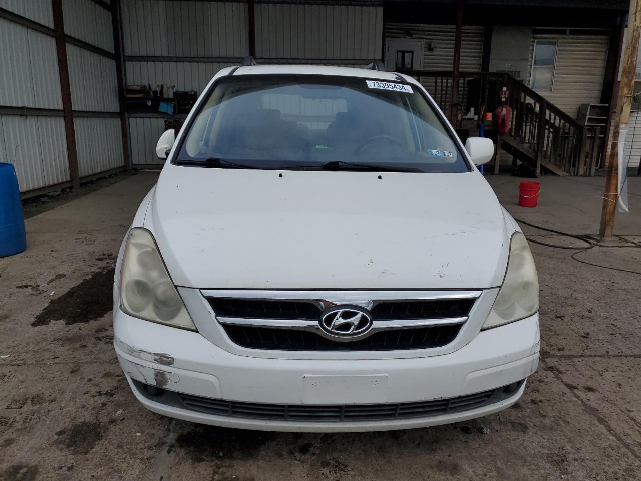 2008 Hyundai Entourage VIN KNDMC233486051438 Copart auction photo, rear end damage thumbnail 5