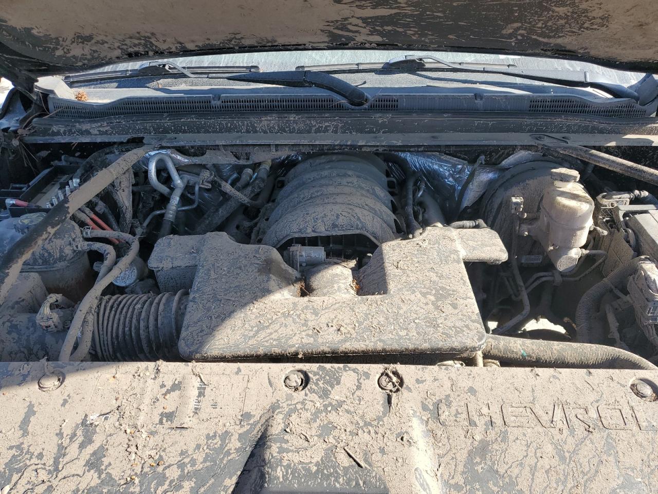 2015 Chevrolet Suburban VIN 1GNSCJKC0FR591097 Copart auction photo, undercarriage damage thumbnail 14