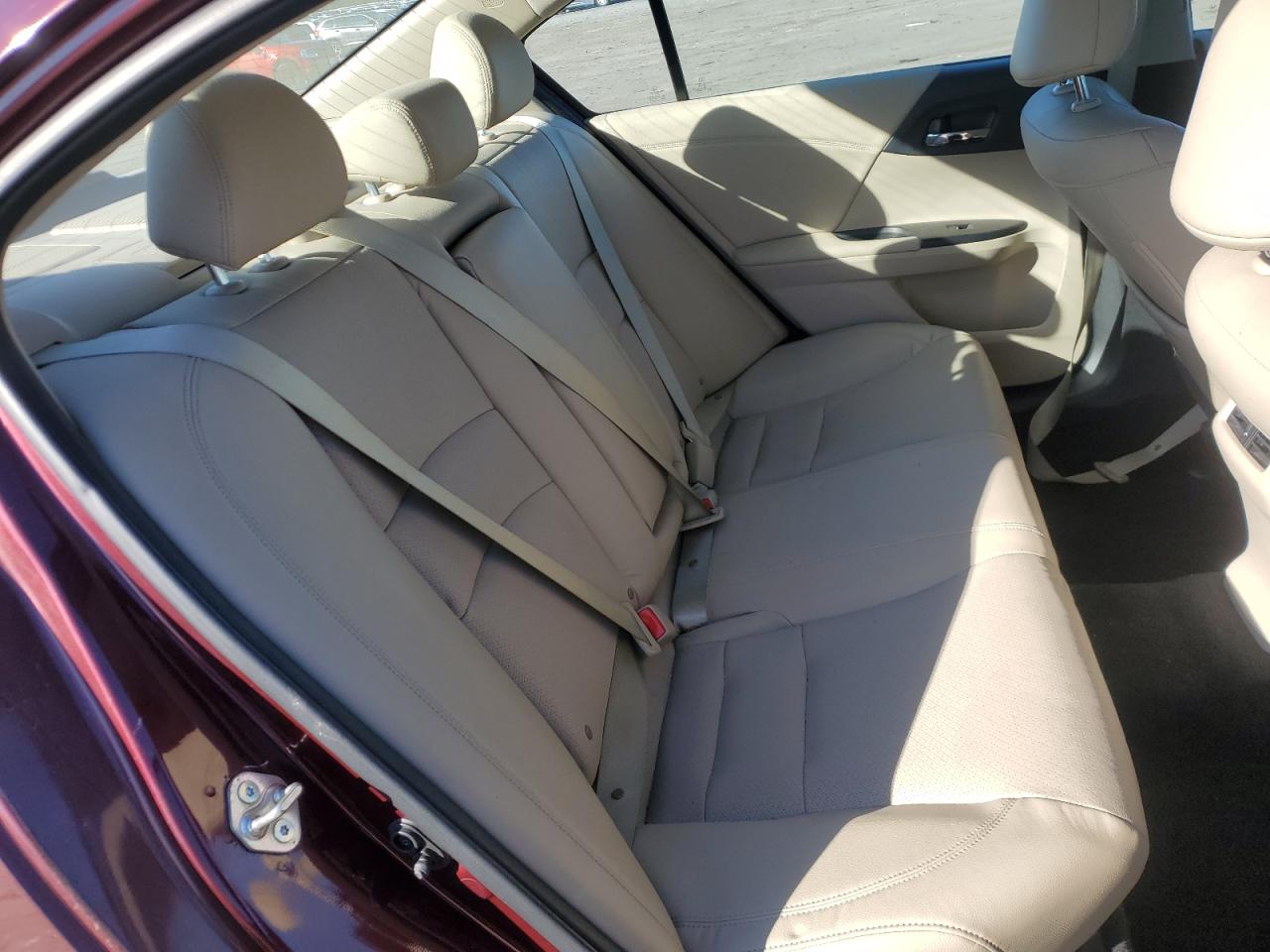2015 Honda Accord VIN 1HGCR2F89FA085615 Copart auction photo, front end / minor dent/scratches damage thumbnail 11