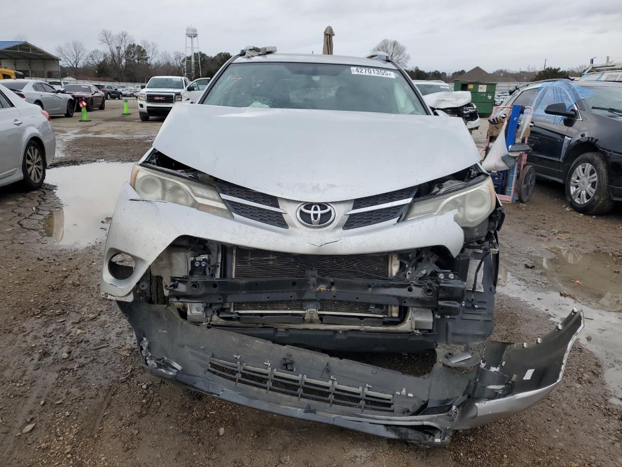 2015 Toyota RAV 4 VIN 2T3WFREVXFW215858 Copart auction photo, front end / side damage thumbnail 5