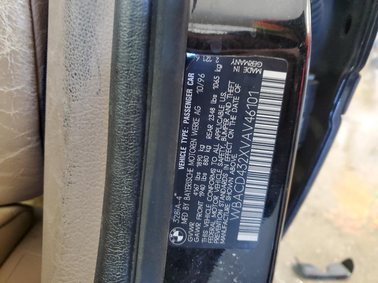 1997 BMW 3er VIN WBACD432XVAV46101 Copart auction photo, side / undercarriage damage thumbnail 13