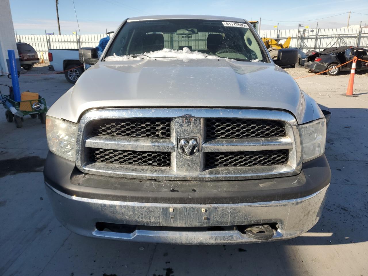 2012 Dodge RAM VIN 1C6RD7FP1CS343991 Copart auction photo, front end / minor dent/scratches damage thumbnail 5