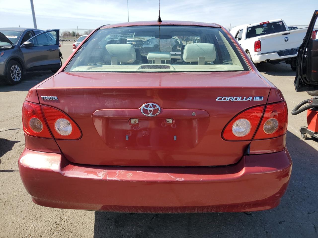 2008 Toyota Corolla VIN 1NXBR32E88Z986970 Copart auction photo, front end / side damage thumbnail 6