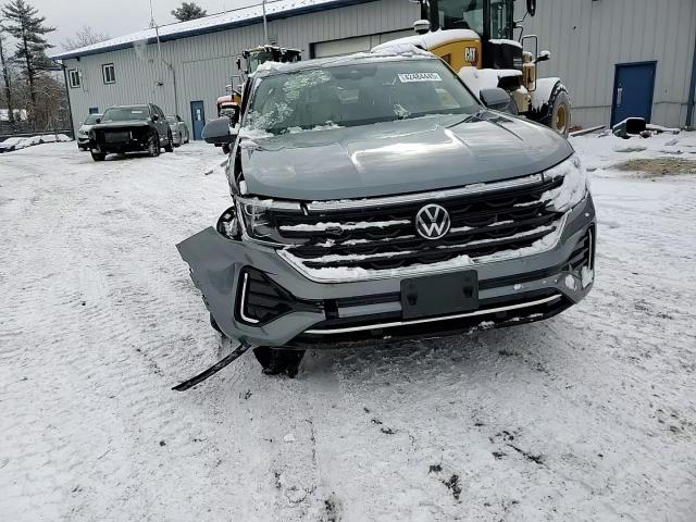 2024 Volkswagen Atlas VIN 1V2AE2CA7RC256992 Copart auction photo, front end / side damage thumbnail 11