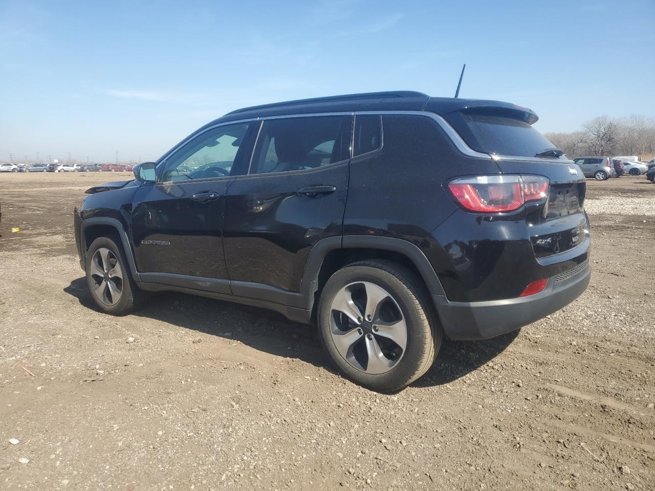 2017 Jeep Compass VIN 3C4NJDBB3HT651453 Copart auction photo, front end damage thumbnail 2