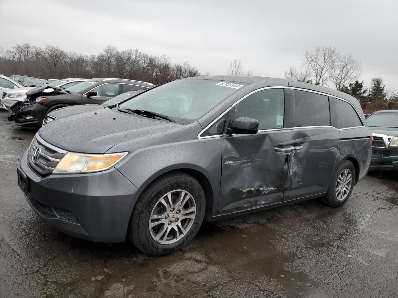2013 Honda Odyssey VIN 5FNRL5H69DB045255