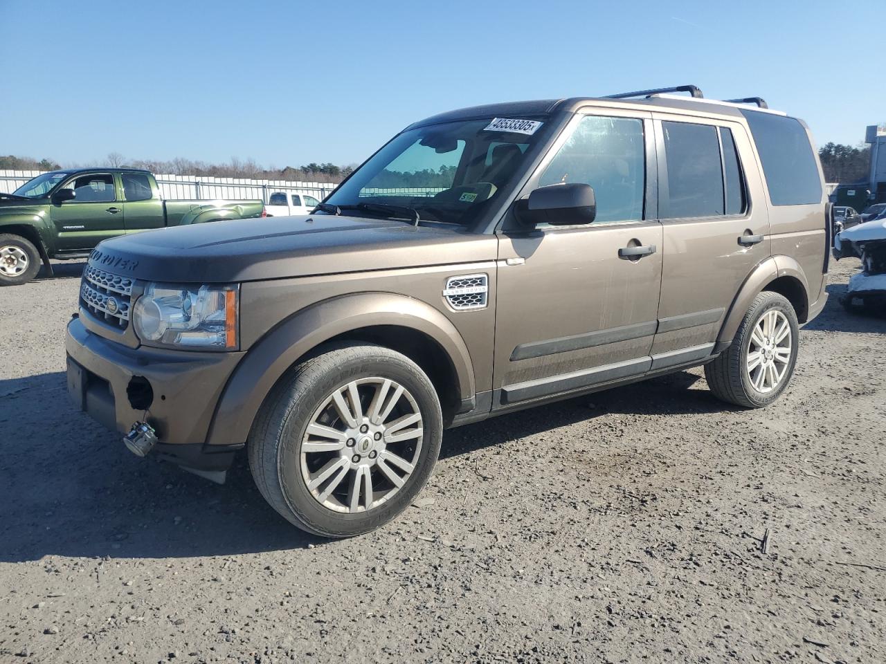 2011 Land Rover LR4 VIN SALAK2D48BA567652 - Copart auction photo