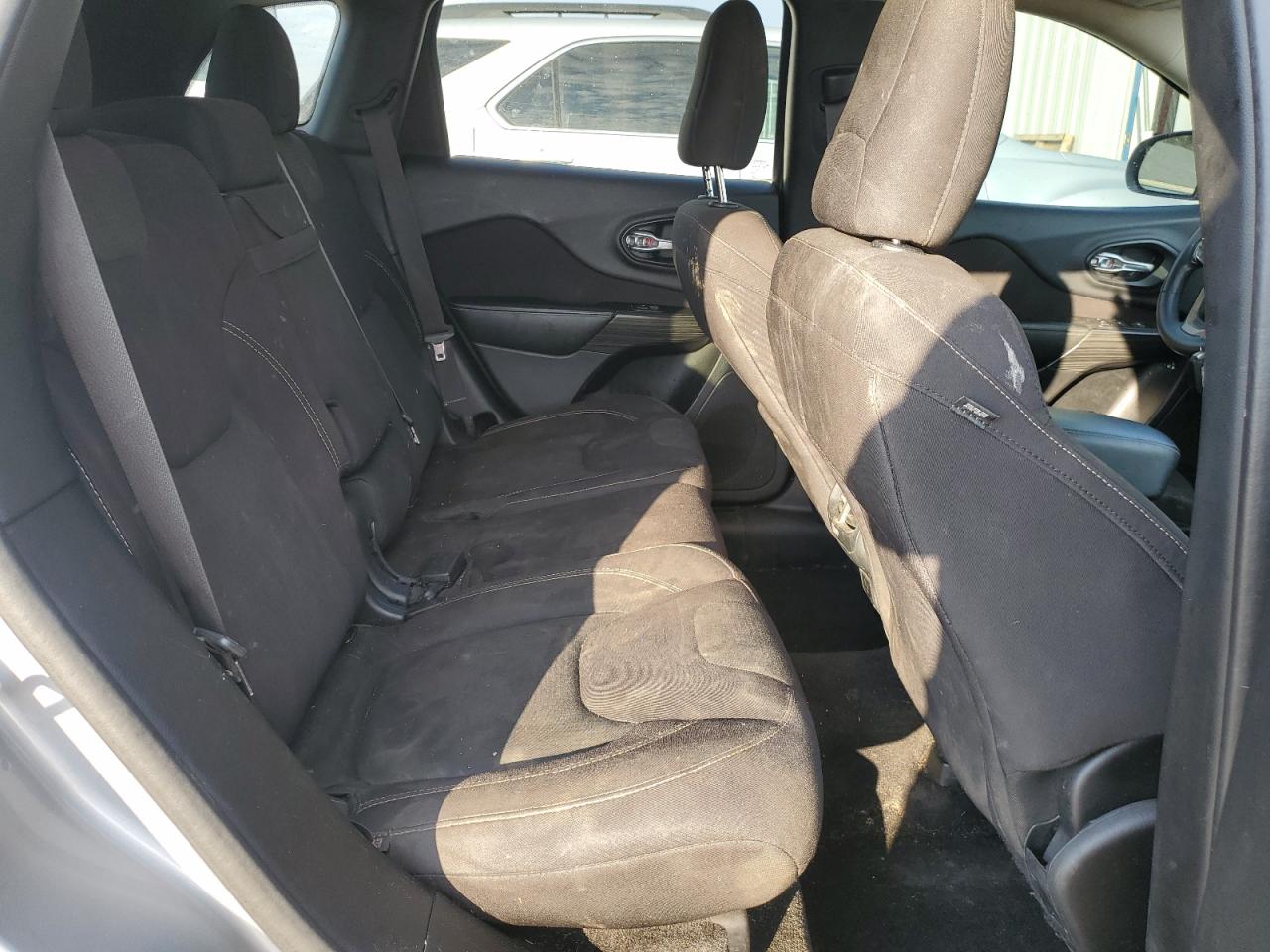 2016 Jeep Grand Cherokee VIN 1C4PJLCB5GW125271 Copart auction photo, front end damage thumbnail 11