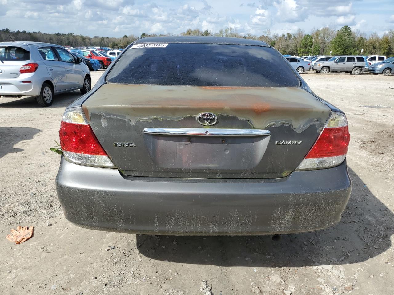 2005 Toyota Camry VIN 4T1BE32K35U982323 Copart auction photo, front end / side damage thumbnail 6