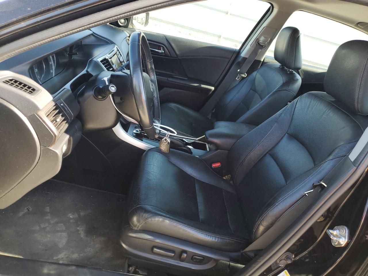 2013 Honda Accord VIN 1HGCR2F83DA086529 Copart auction photo, front end / minor dent/scratches damage thumbnail 7