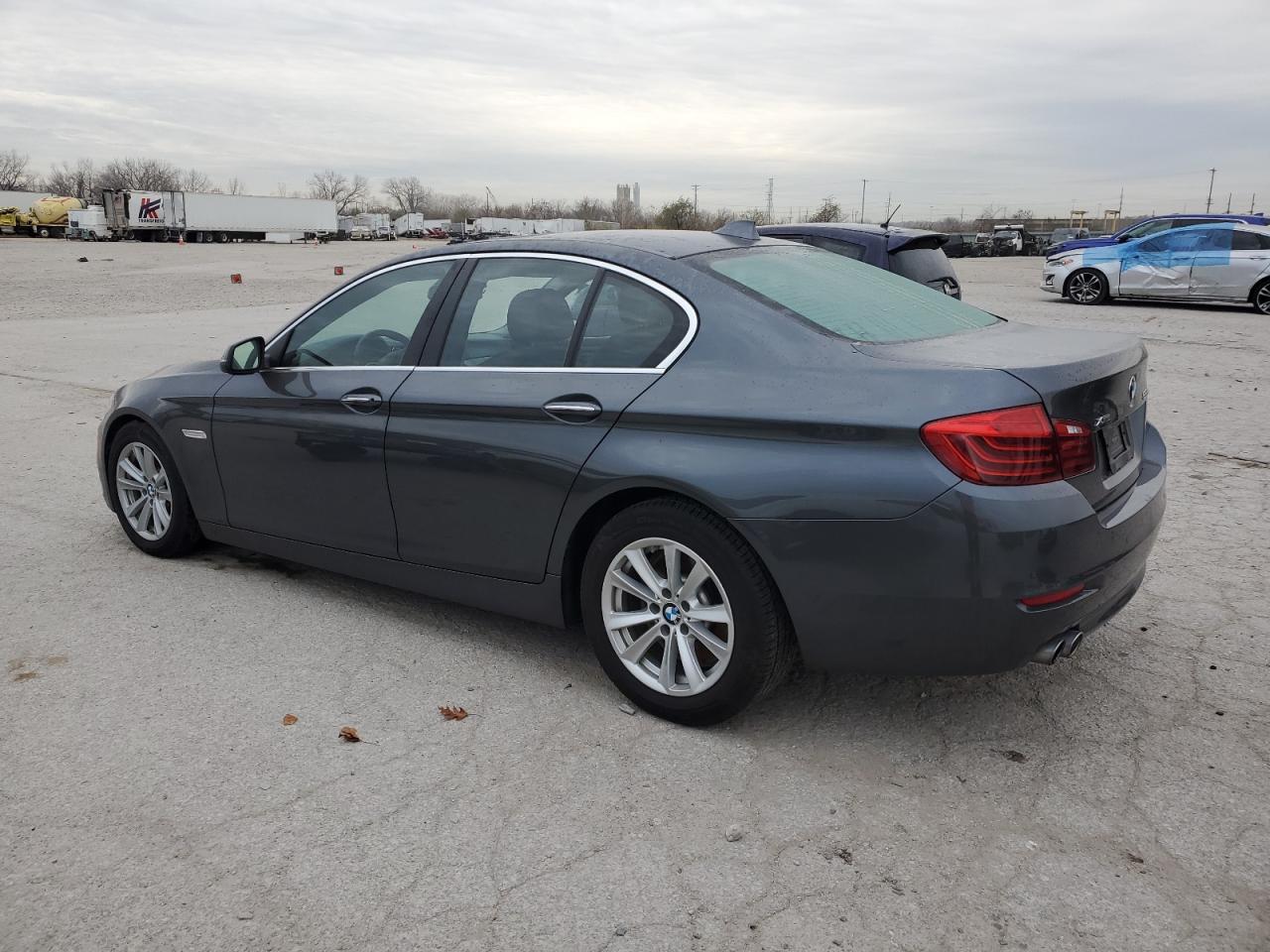 2016 BMW 5er VIN WBA5A7C55GG150994 Copart auction photo, front end / side damage thumbnail 2