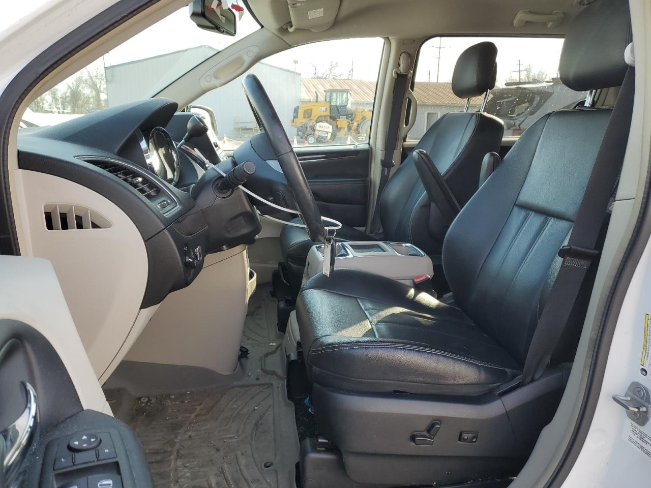 2014 Chrysler Town & Country VIN 2C4RC1BG1ER246812 Copart auction photo, front end damage thumbnail 7