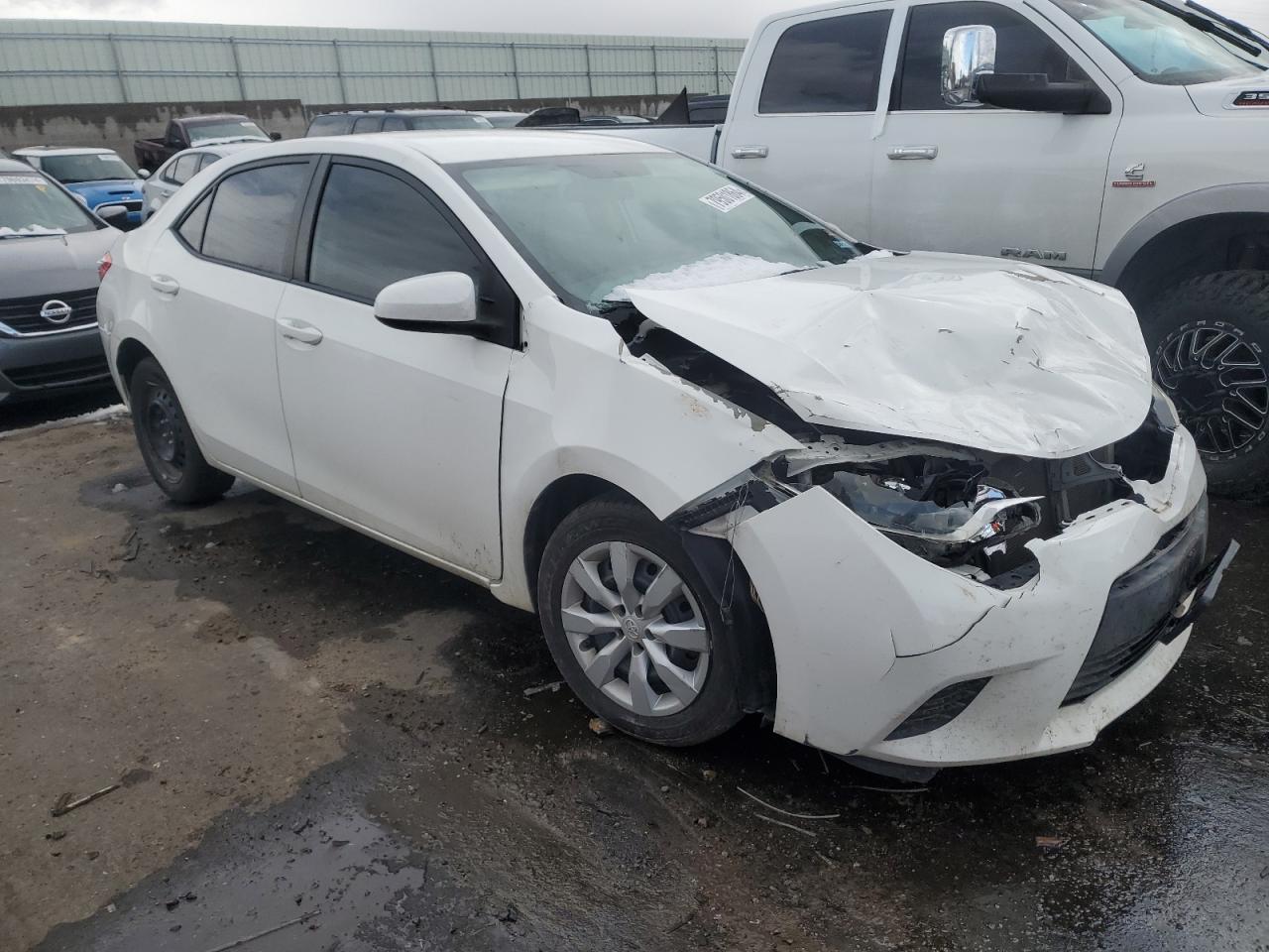 2014 Toyota Corolla VIN 5YFBURHE9EP123746 Copart auction photo, front end damage thumbnail 4