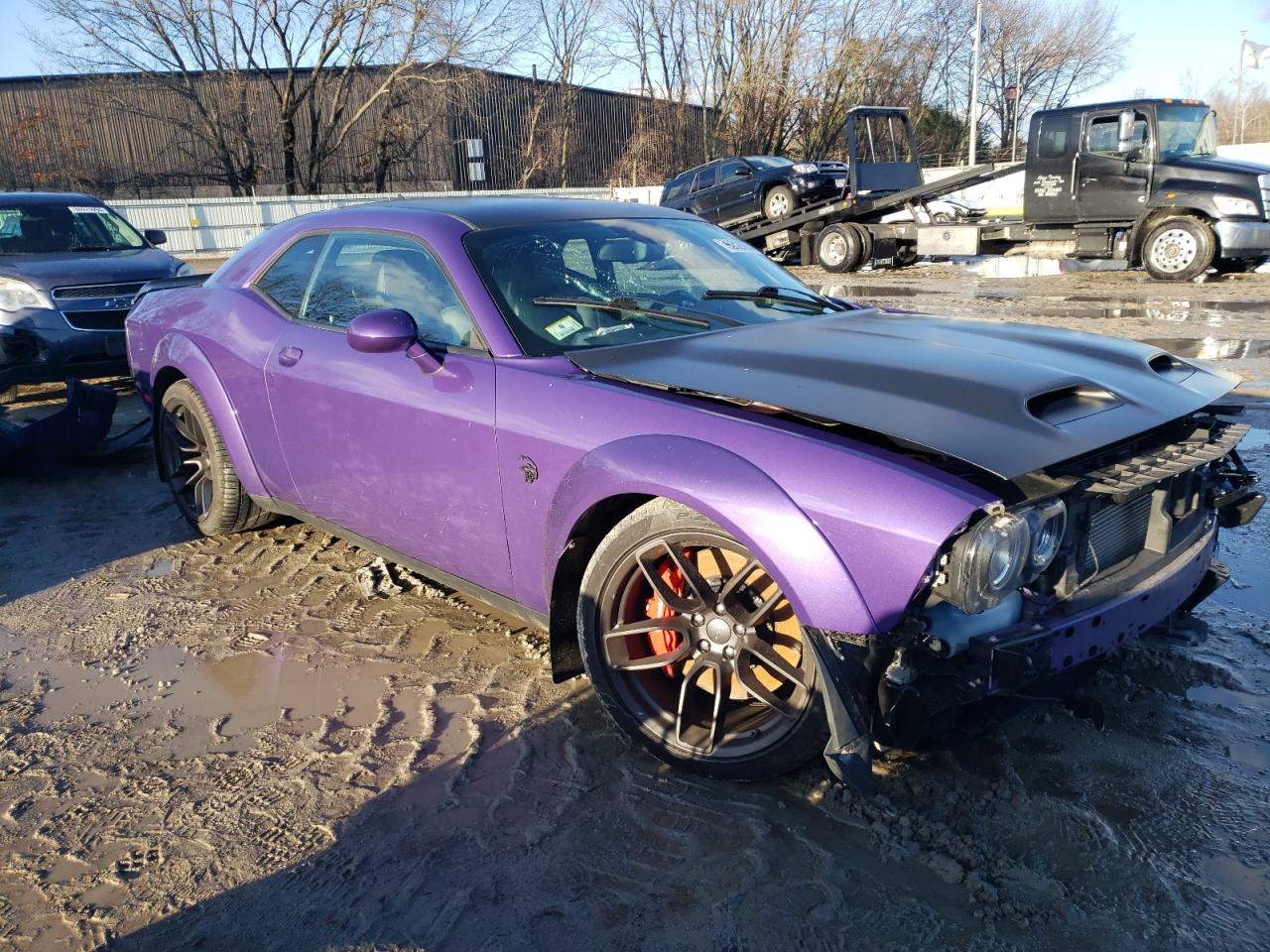 2019 Dodge Challenger VIN 2C3CDZL92KH579723 Copart auction photo, front end / side damage thumbnail 4