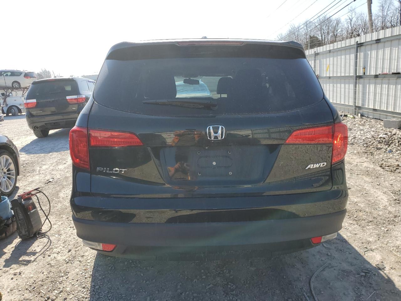 2018 Honda Pilot VIN 5FNYF6H57JB012654 Copart auction photo, front end / minor dent/scratches damage thumbnail 6