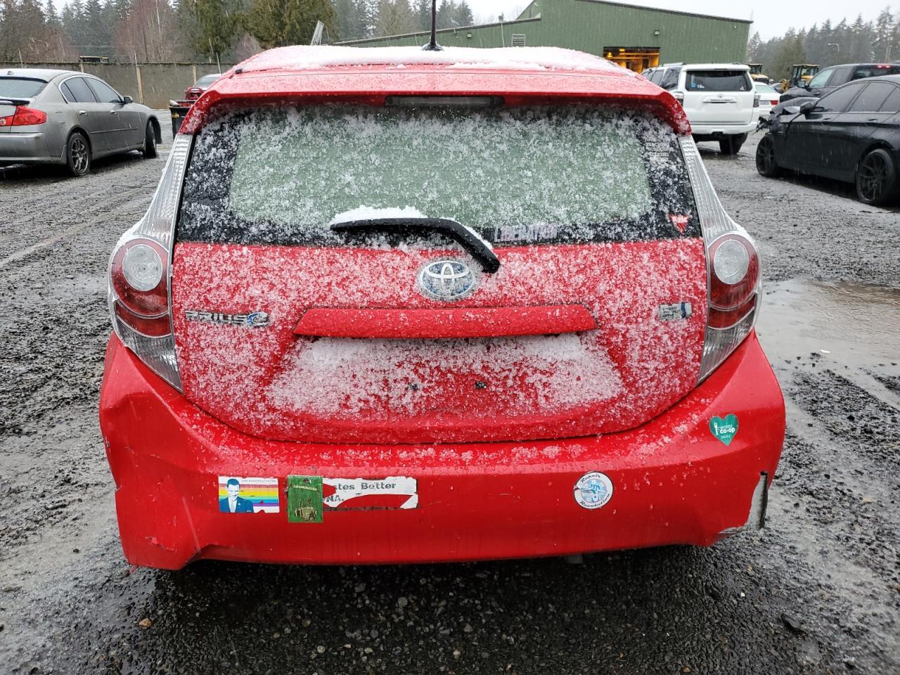 2012 Toyota Prius VIN JTDKDTB3XC1511476 Copart auction photo, side / rear end damage thumbnail 6