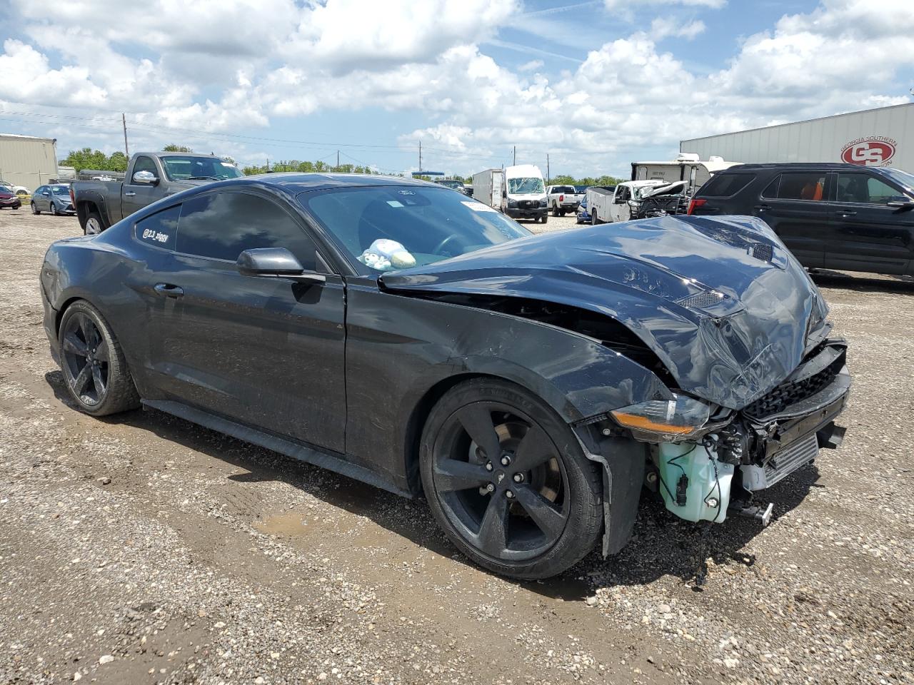 2022 Ford Mustang VIN 1FA6P8TH9N5150565 Copart auction photo, front end / minor dent/scratches damage thumbnail 4