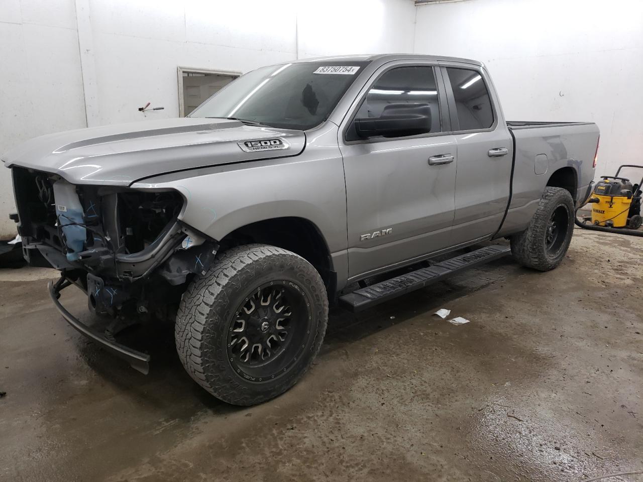 2022 RAM 1500 VIN 1C6RREBT3NN187561