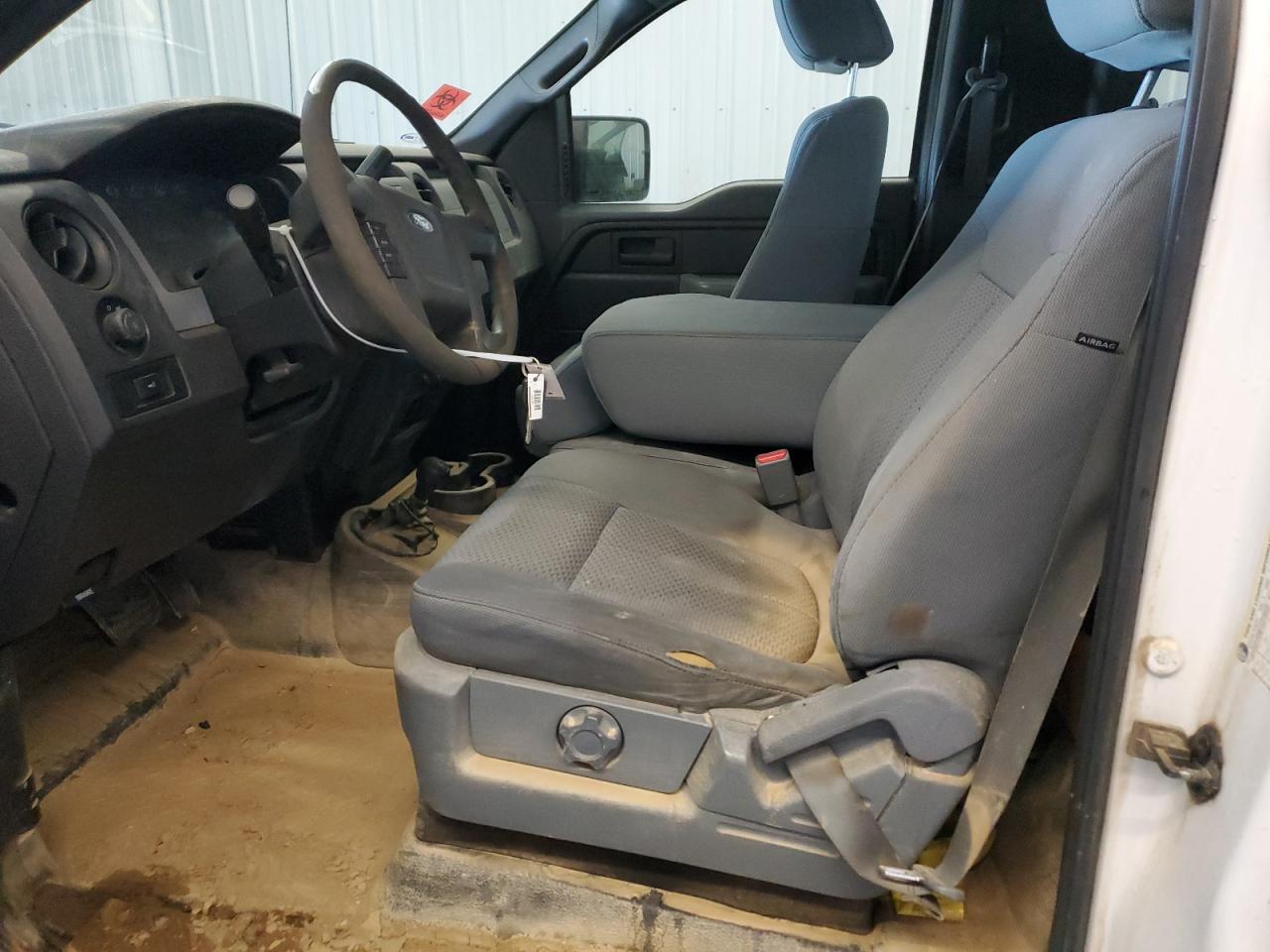 2011 Ford F-150 VIN 1FTMF1EM0BKD53413 Copart auction photo, water/flood / minor dent/scratches damage thumbnail 7